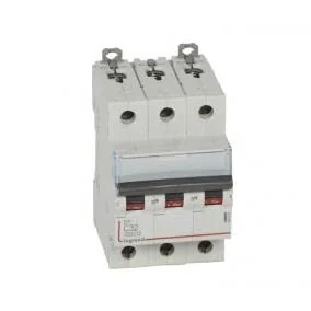 Interruptor Automático de 3 X 20a C 6/10ka
